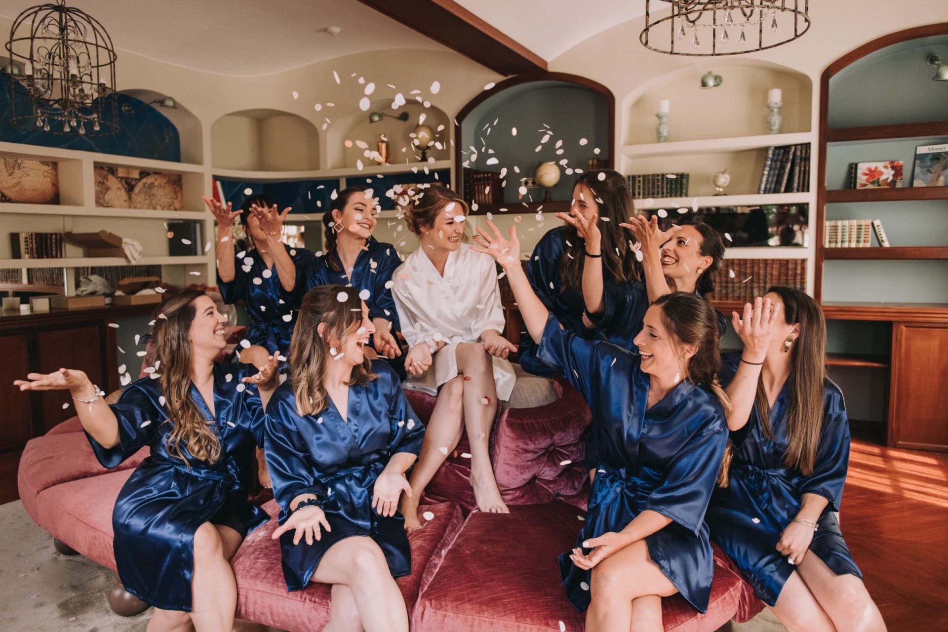 Pre-casament, quan les bridesmaids es vesteixen juntes
